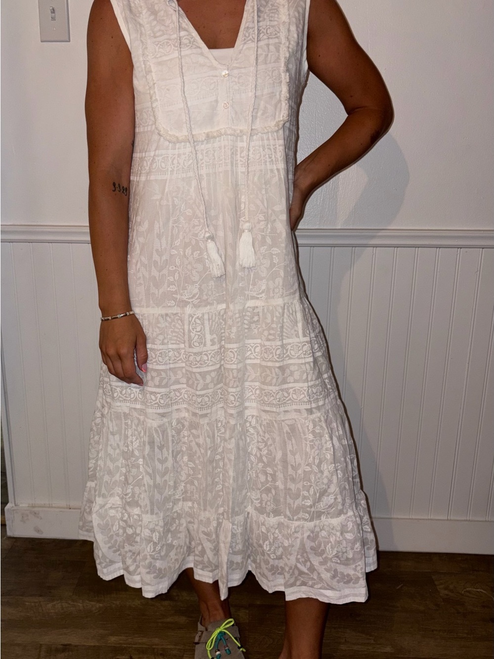 Boho White Sleeveless Maxi Dress with Tassel Tie - Picture 5 of 5
